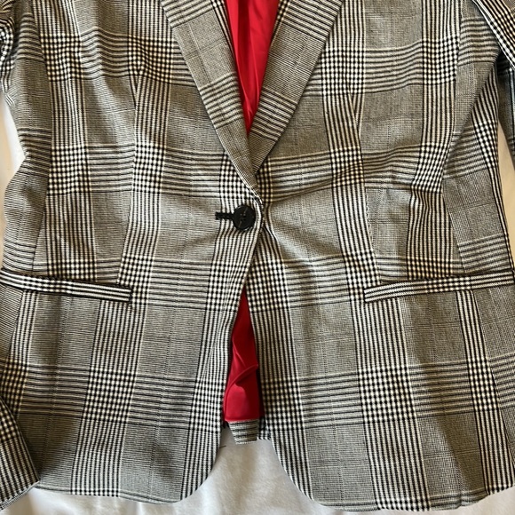 Banana Republic Blazer - Picture 2 of 7